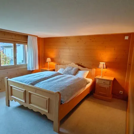 Charmantes Haus In *